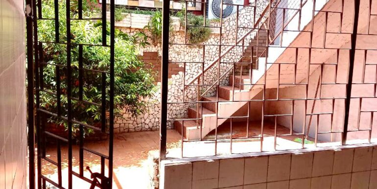 f7c83bd8-f7f9-4ce9-8c92-d1dbc13f0ff3