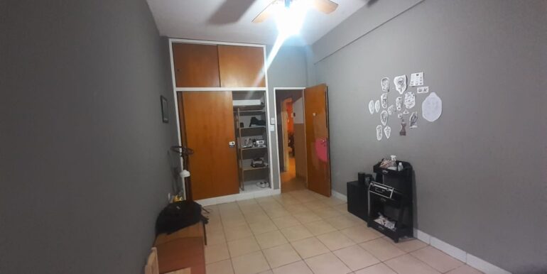 0945548b-662b-40e6-8561-faf5d4a5a04a