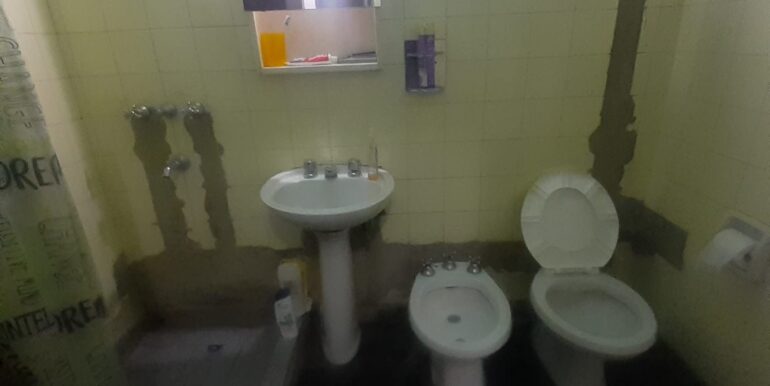 1e128666-e7bc-4012-a8a2-8898935c7d94