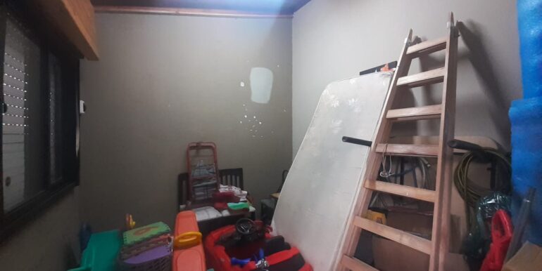 d708b1a9-43f5-41da-9cc8-e2efb5d7842b