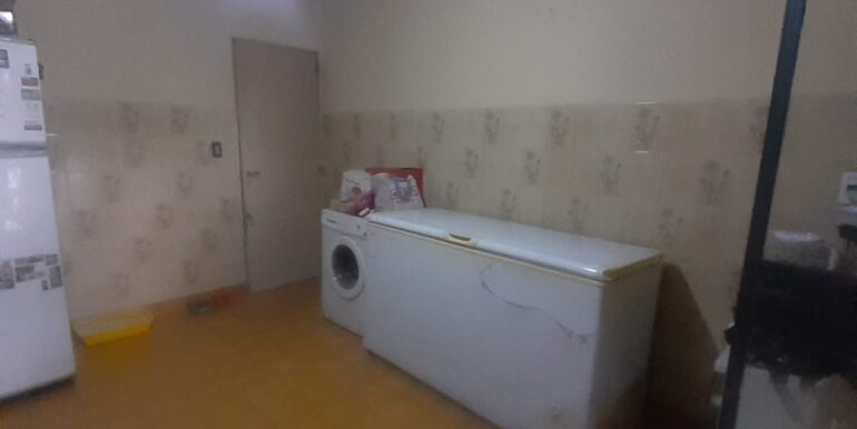 e63cb087-ed94-49dc-960d-fc67fd0309fe