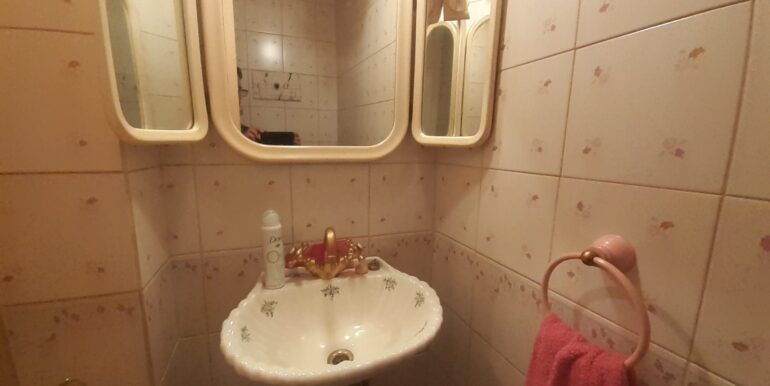 40f99777-e6b1-49e2-84c8-d21ae89df087