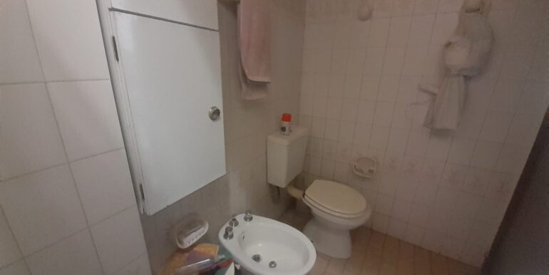 5cf8ad19-525f-48b7-9c4a-b07d1aeee67d