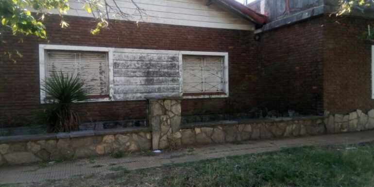 b3df5564cf54aeefc6e15b3c695bbb74