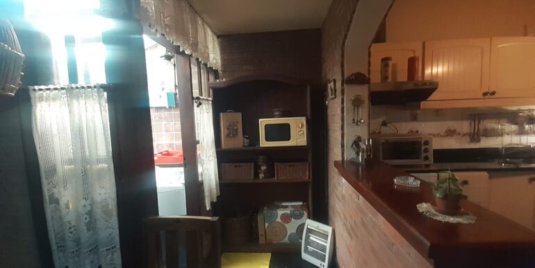 c77ec1e6-825e-4ebb-9b74-f49255a93f96