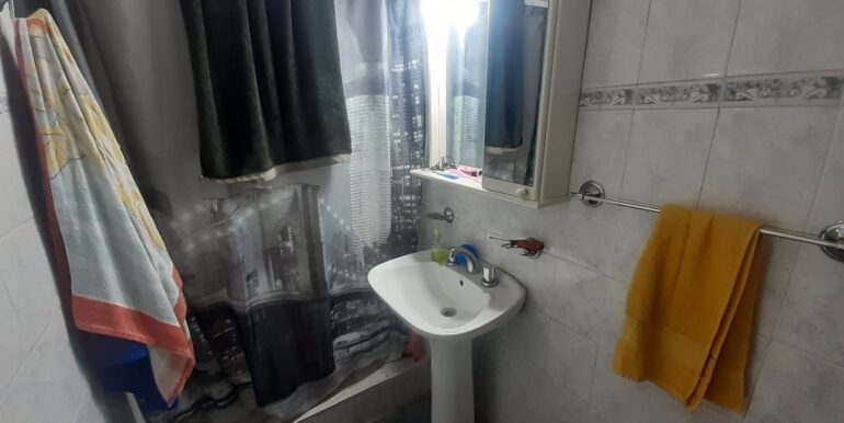 e6feaf25-04b5-4bfa-b95b-d933e76baaee